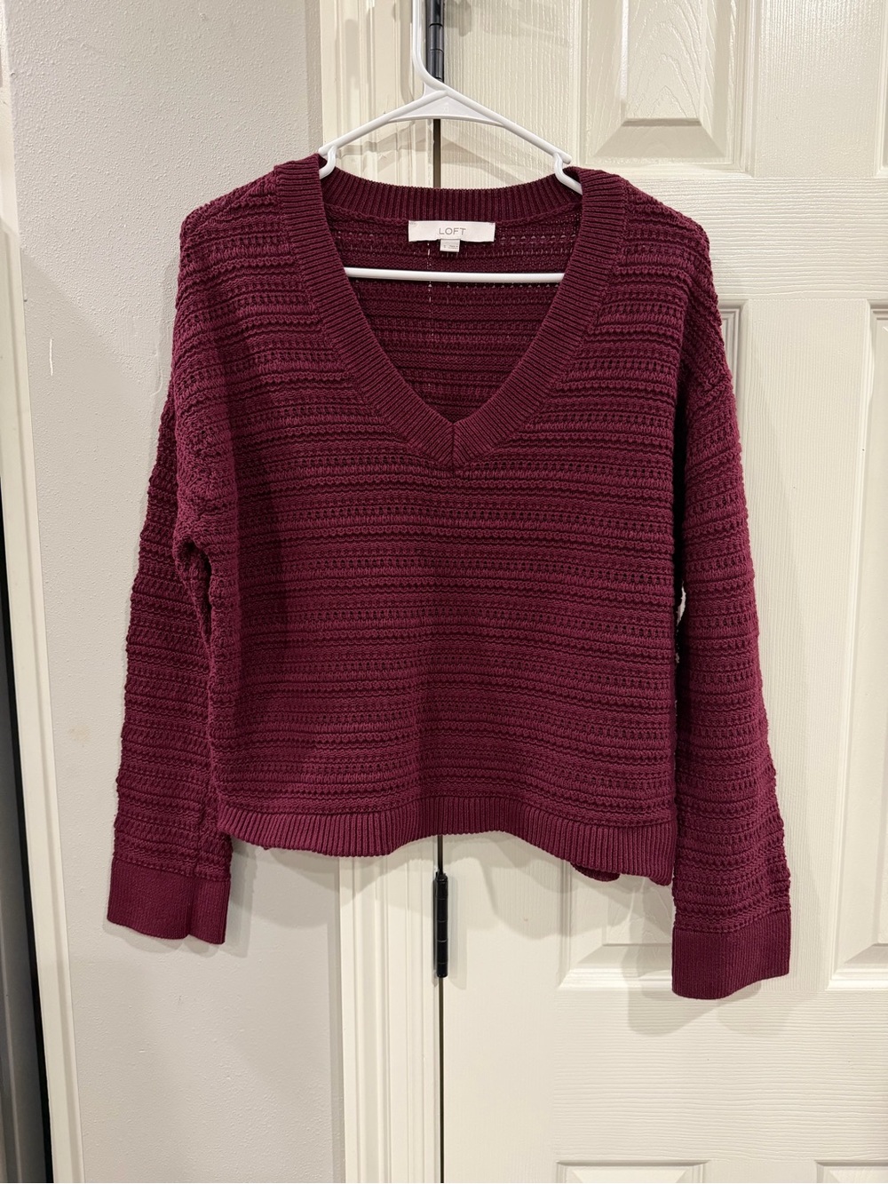 Loft V-neck sweater Sz S